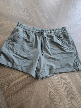 Tangerine Elastic Waist Athletic Shorts in Olive Green sz LARGE